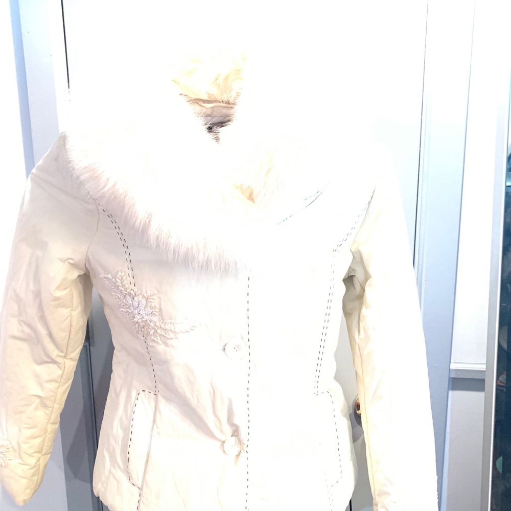 Puff down coat new no tags.